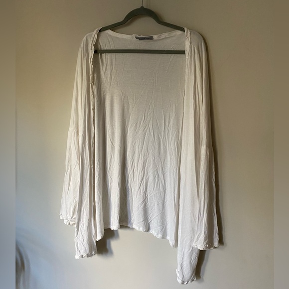 White Light Arianna by Howard’s Summer Cardigan - Picture 1 of 5